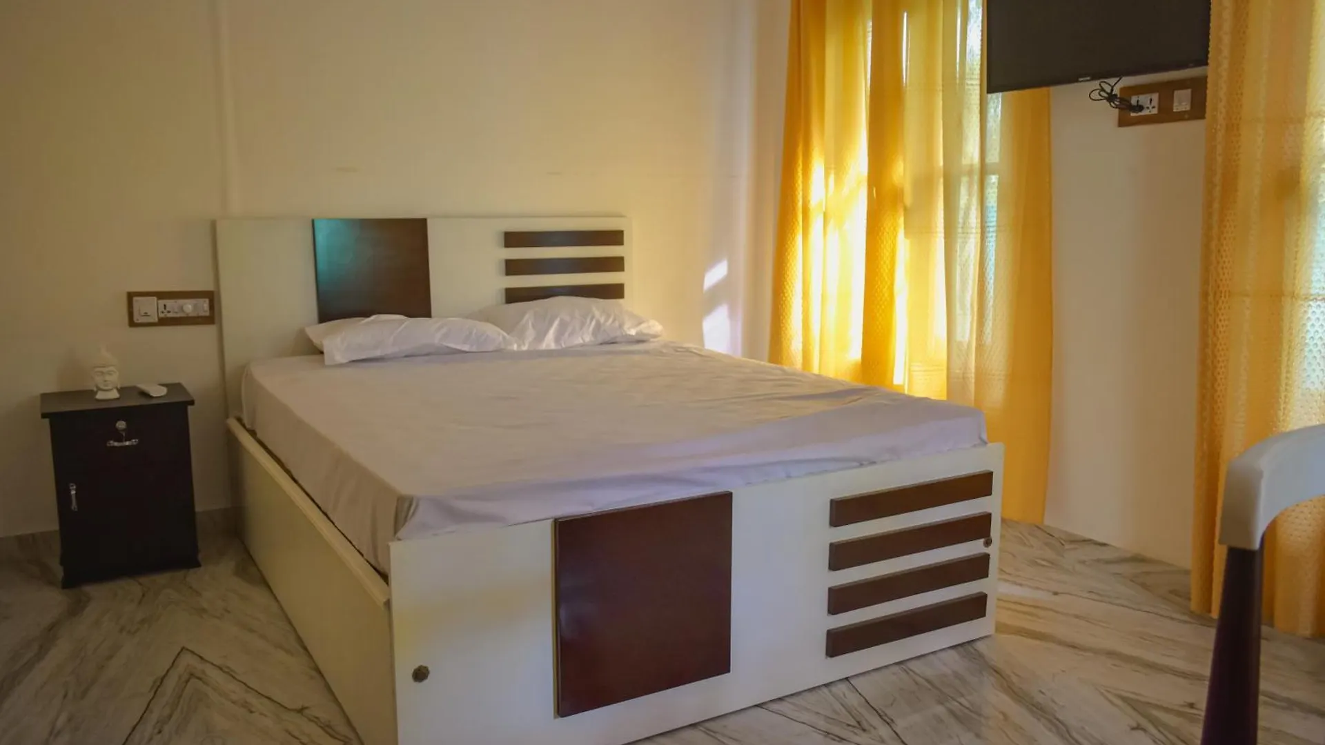 Mundrothuruth Vrindavan Homestay הודו